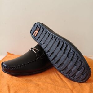 Men Black Solid Formal Shoe